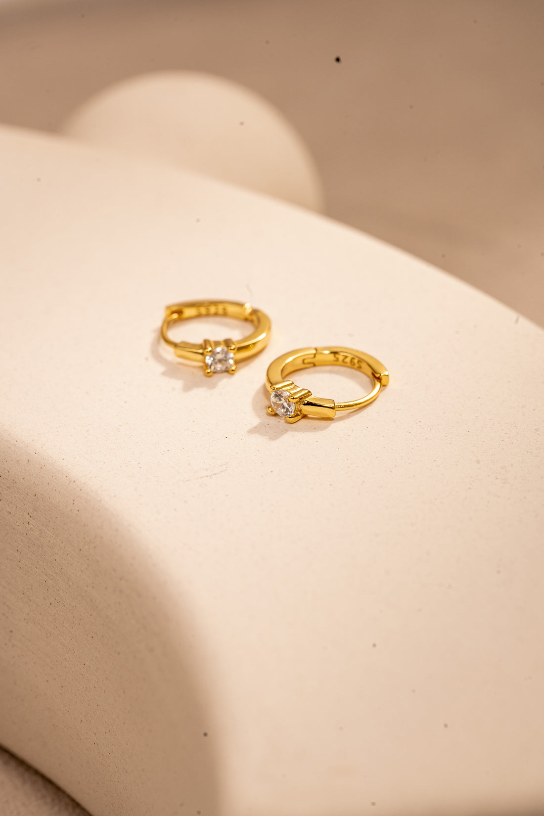 LUMI Whisper Hoops – Dainty 925 Silver Earrings in Gold or Silver