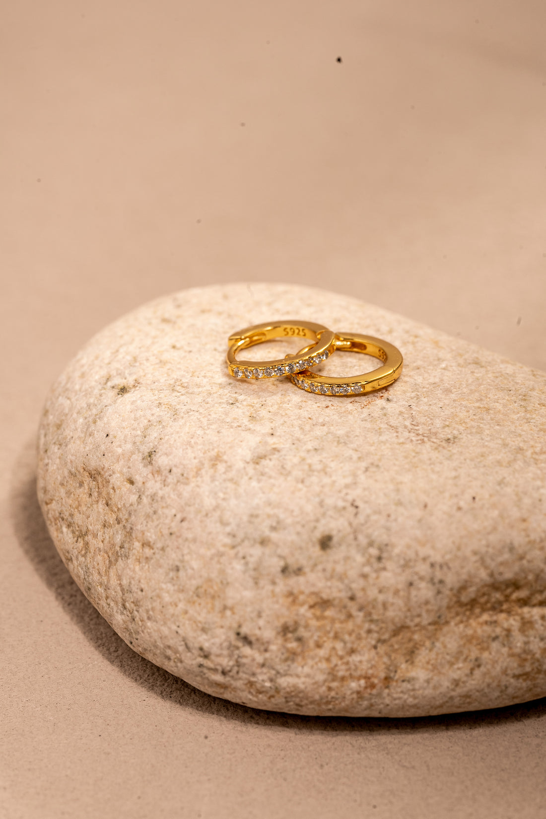 Pavé Huggie Earrings – 18K Gold Vermeil on 925 Silver