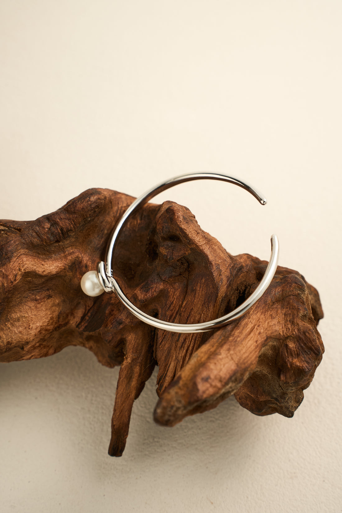 Gentle Radiance Bangle – S925 Sterling Silver Open Bracelet with Pear