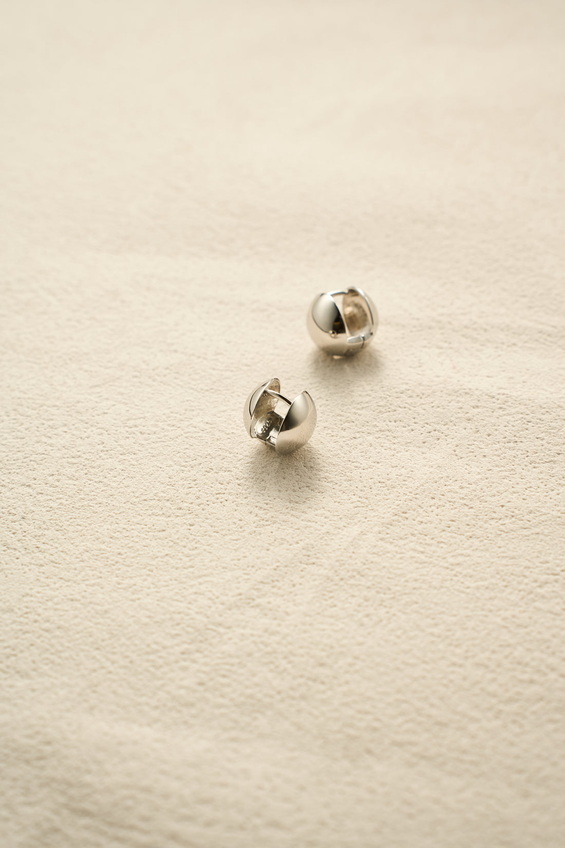 Halo Whisper Hoop Earrings – 925 Sterling Silver, Platinum Finish