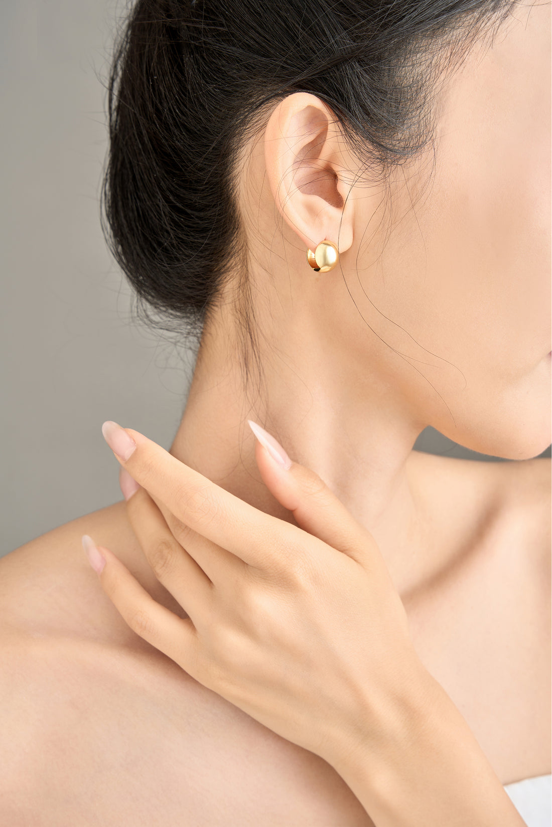 Halo Whisper Hoop Earrings – 925 Sterling Silver, Platinum Finish