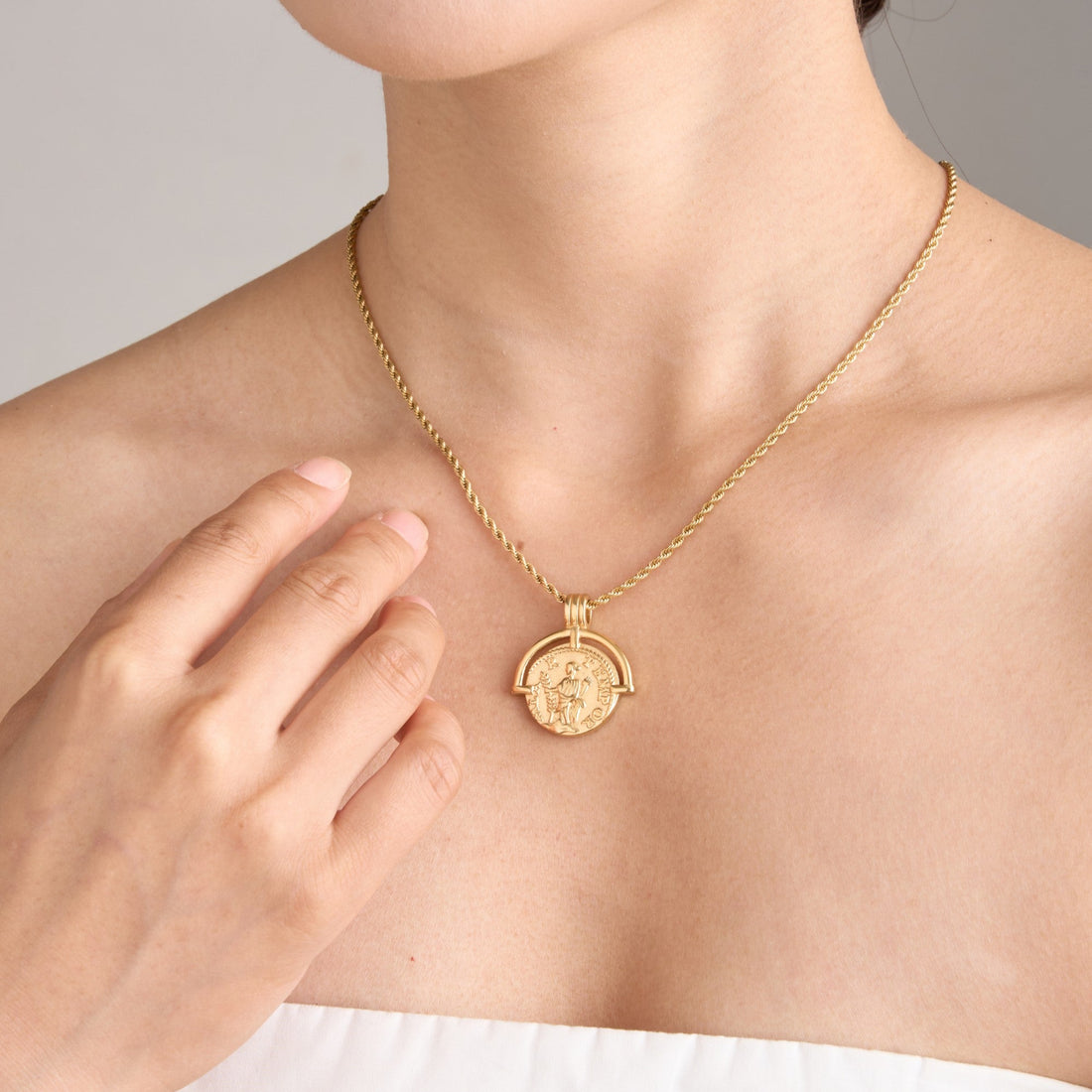Roman Legacy necklace