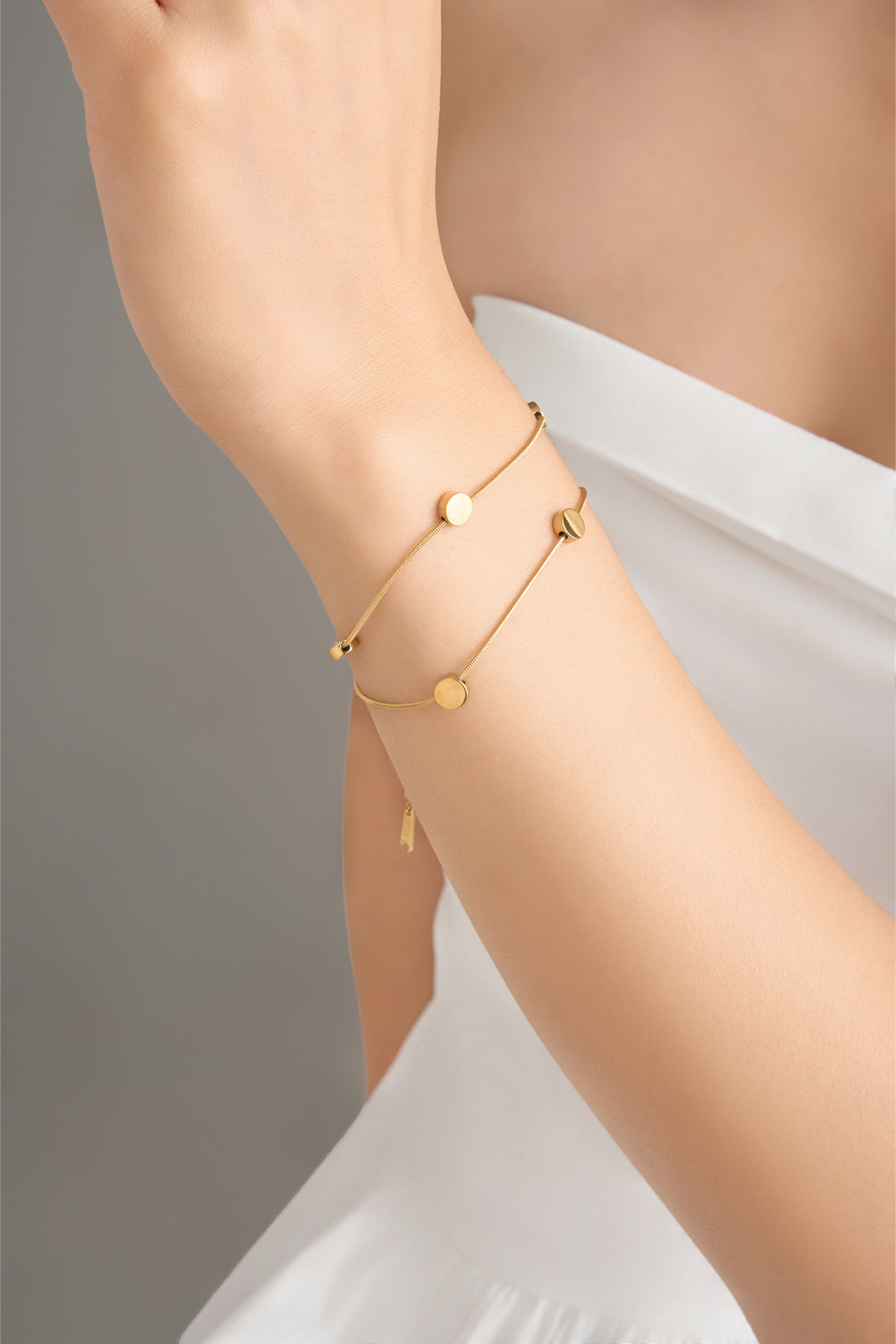 Minimalist Gold Disc Double Chain Bracelet – Stainless Steel, 18K Gold Plated