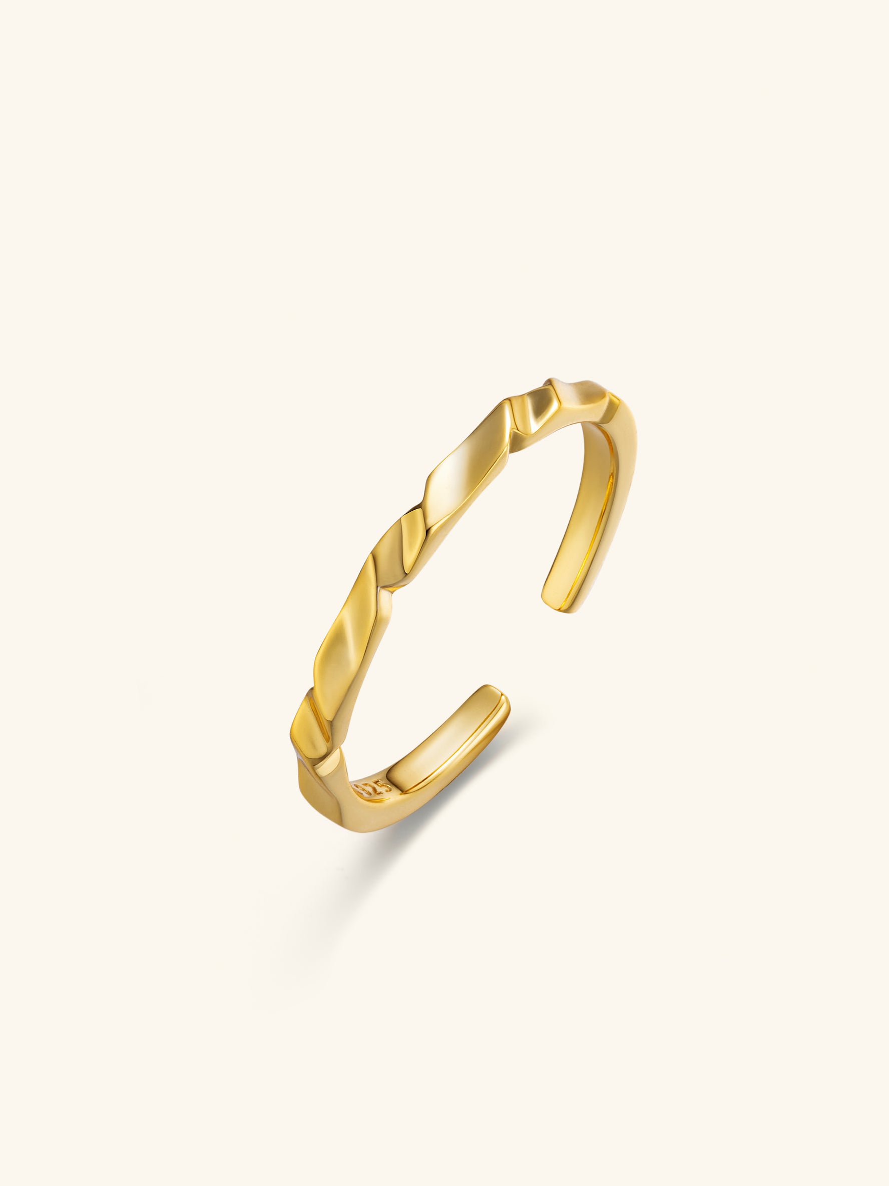 Twist of Light Adjustable Ring – 925 Silver with 18K Gold/White Gold Plating