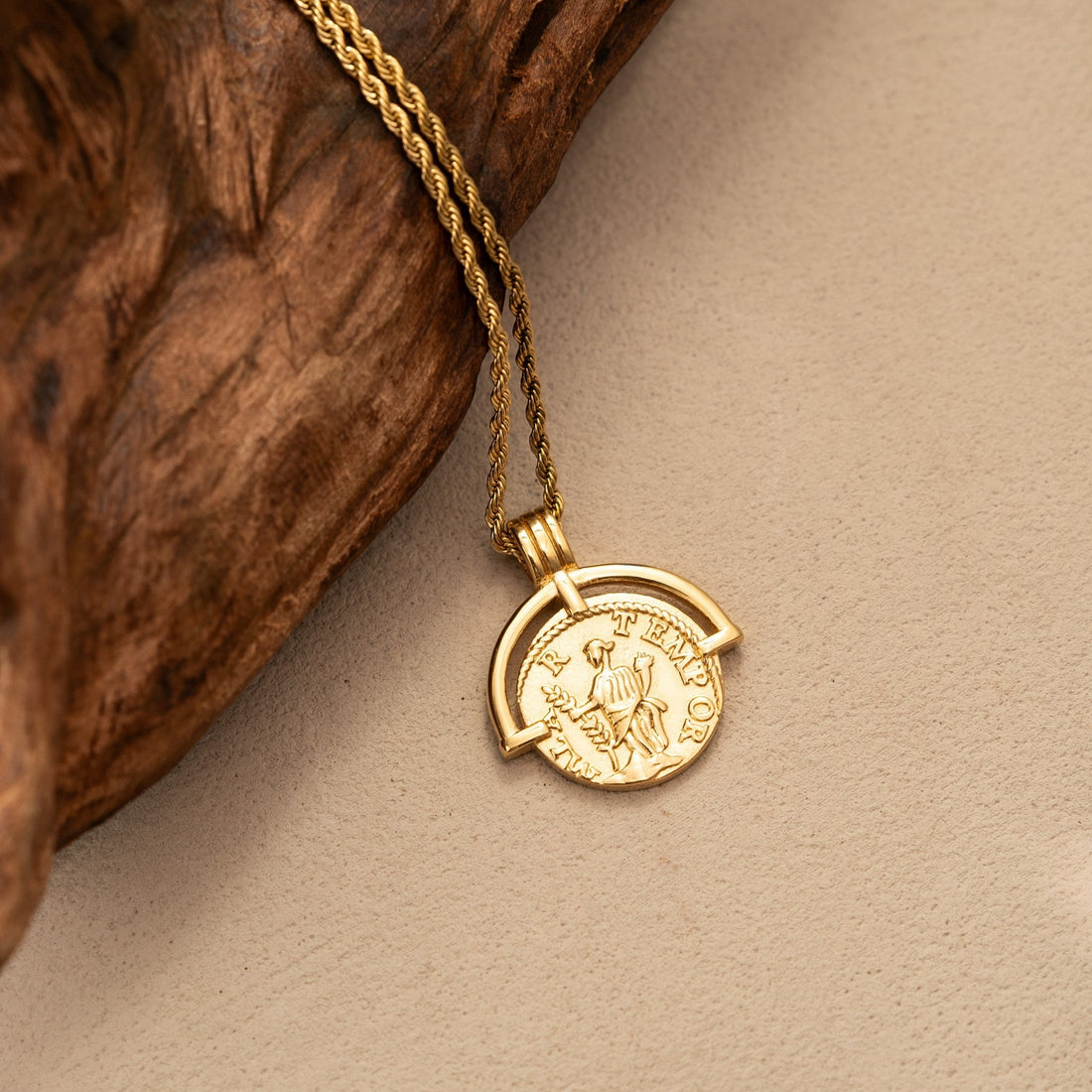 Roman Legacy necklace