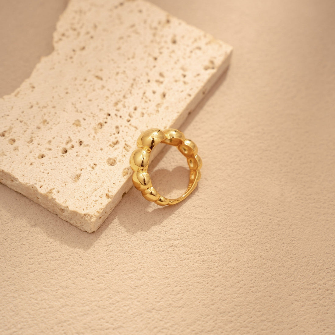 Qiongding Ring