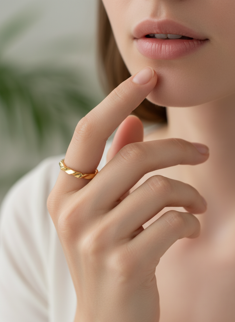 Twist of Light Adjustable Ring – 925 Silver with 18K Gold/White Gold Plating