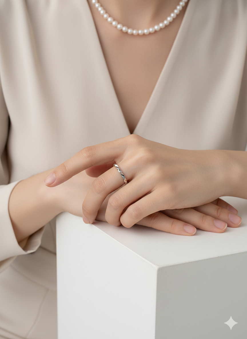 Twist of Light Adjustable Ring – 925 Silver with 18K Gold/White Gold Plating